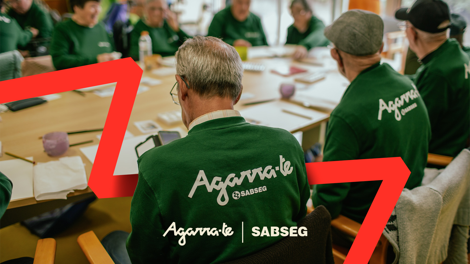 AGARRA-TE às artes!